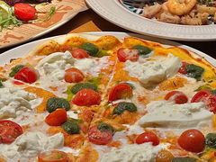 -JINNS锦时 steak&pizza(浸信会礼拜堂旧址店)