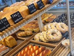 -焙丽拾光(麦凯乐直营店)