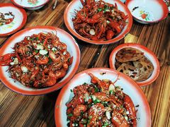 香辣龙虾-老三样·美食研究中心(世贸路店)
