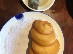 炸馒头配臭豆腐-川旺角川粤融合菜•海景餐厅(星海广场店)