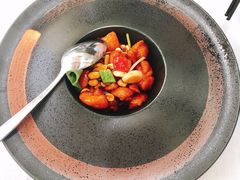 宫保板烧坚果鸡-梧桐