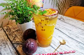 Passion Fruit Mango Green Tea