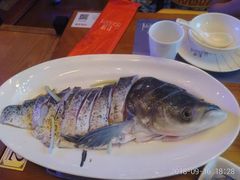 -红牌美蛙鱼头火锅(万辉国际广场店)