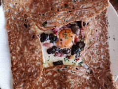 鸡蛋蘑菇熏肉荞麦可丽饼-RAC BAR(安福路店)