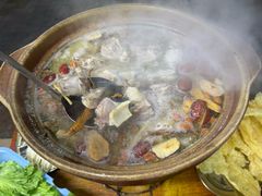 -威邵鸡煲(西华路总店)