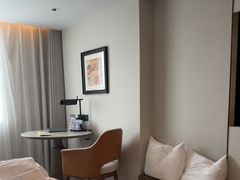 -北京东三环希尔顿逸林酒店