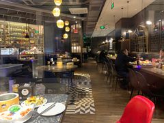 大堂-钱小奴海鲜自助黑金店(杭州滨江龙湖店)
