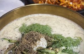 Ice Soy Milk Spinach Noodles