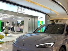 -成都银泰城