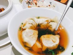 菜肉馄饨-蝶园·装修中(BFC外滩金融中心店)