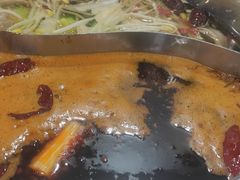 鸳鸯锅底-逗签翻卤味串串(回龙湾店)