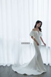 -Lady  Jane高端婚纱礼服馆