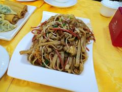 蛋炒河粉-横河佬炖品店(罗阳一路老店)