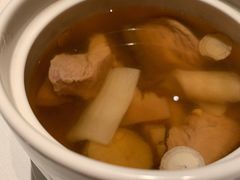 花胶炖螺头汤-新荣记(建国门外大街店)