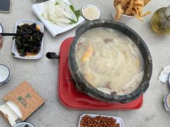 -墨脱石锅椰子鸡•香草鸭•东山羊(大东海店)