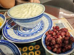 -广信牛奶甜品世家(台东店)