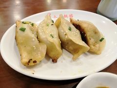 -小姜锅贴(凤凰街店)