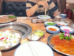 -明洞阿姨·韩式酱蟹烤肉·创意料理(三元桥店)