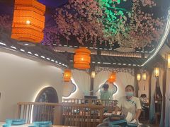 -荷塘秋月·本帮江浙菜(国权路店)