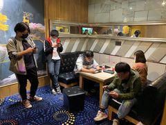 -蓝尊量贩(黄河路店)