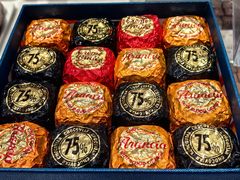 -VENCHI 闻绮(北京国贸商城店)