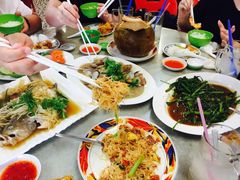 -麦二海鲜饭店