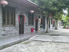 -周老三跷脚牛肉·全牛火锅(非遗传承店)