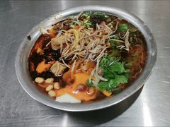 -老五鸡丝豆花面粉(瑞金北路68号院店)