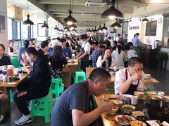 大堂-李子坝梁山鸡(李子坝大鸡哥店)