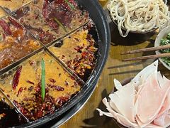 -正南齊北重庆老火锅(光华村直营店)