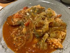 鲜番茄海鲜宽扁意面-A30 BISTRO