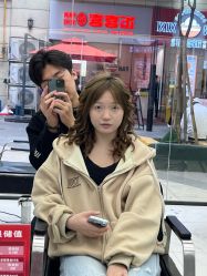 -乾健·烫染·接发SALON