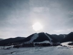 -丝绸之路山地度假区滑雪场