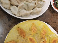 -周家大连水饺(美专校街店)