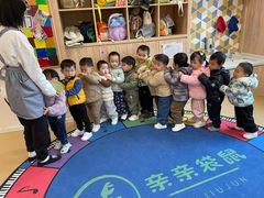 -亲亲袋鼠托育早教·思维专注力·棕熊英语(鼓楼恒力城店)