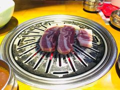 -老炉家木炭烤肉(长江国际店)