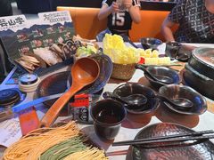 -芸山季·云南山珍菌火锅(人民广场来福士店)