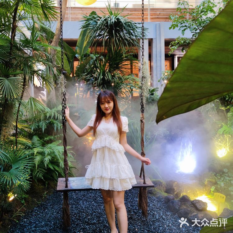 厦门植物氧吧|华美空间藏着一处热带雨林下午茶