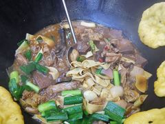 -曹丞相·地锅鸡·地锅鱼(武林店)