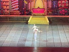 -哈尔滨大剧院