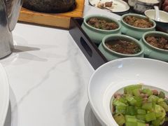 -梅利汴京烤鸭•开封豫菜地标店(东大街店)
