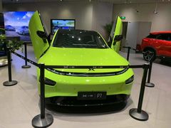 -小鹏汽车体验中心(苏州龙湖狮山天街店)