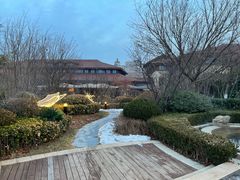 -大连金石滩绿发温泉假日酒店