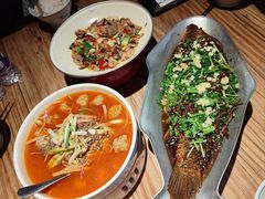 -树厨贵州菜(大十字店)