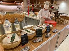 -万荟轩海鲜·粤式点心自助餐厅(蓝海风万怡酒店)