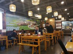 大堂-饭饱香土碗菜(新科店)
