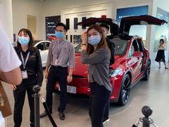 -TESLA 特斯拉(广州天环广场体验店)