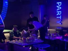 -W20 SHINING Party·K(悦豪和平路店)