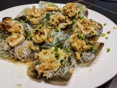 -何氏海产海鲜餐厅(体育中心店)