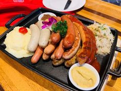香肠拼盘-申德勒加油站餐厅(三里屯北小街店)